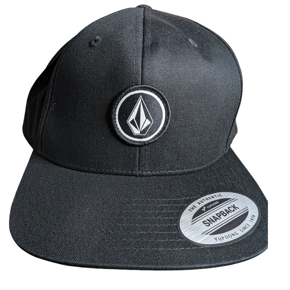Volcom Full Stone Flexfit Hat Black Embroidered Logo Baseball Cap NWT Streetwear